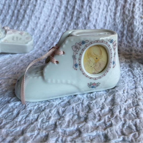 Vintage Enesco Precious Moments night lite Jesus Loves me figurine lot - Picture 3 of 13